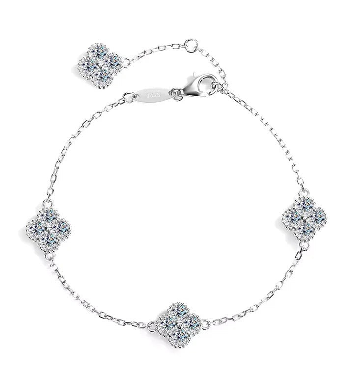 S925 Silver Four Leaf Grass Diamond Bracelet Full D Moissanite Adjustable Chain Wedding Engagement Party Women Birthday Gift